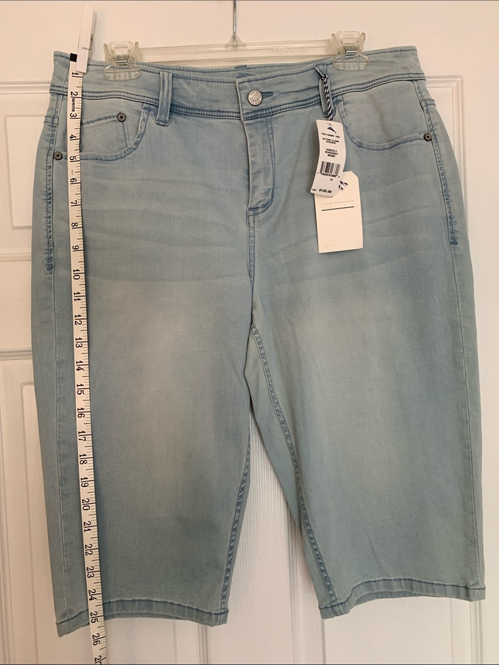 Tommy Bahama Afton Clam Digger Shorts Size 12 NWT